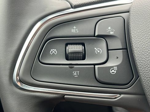New 2026 Buick Envista Sport Touring w/ Convenience I Package FWD image 17