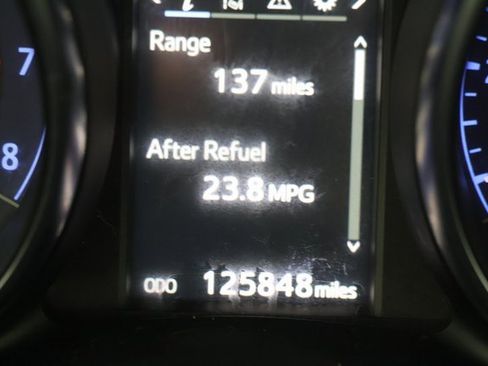 Used 2018 Toyota Corolla iM image 13