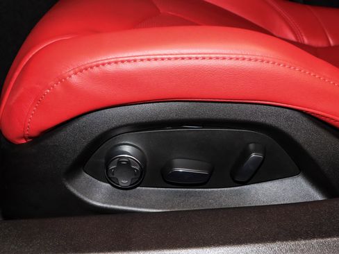 Used 2025 Chevrolet Corvette Z06 w/ Battery Protection Package image 19