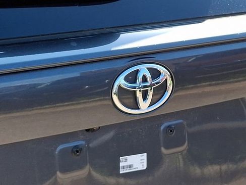 Used 2021 Toyota RAV4 XLE image 35