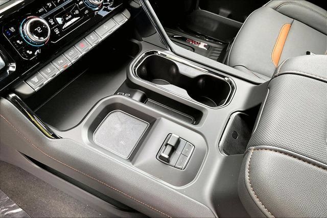 New 2026 GMC Sierra 2500 AT4 w/ AT4 Premium Plus Package AWD/4WD image 9