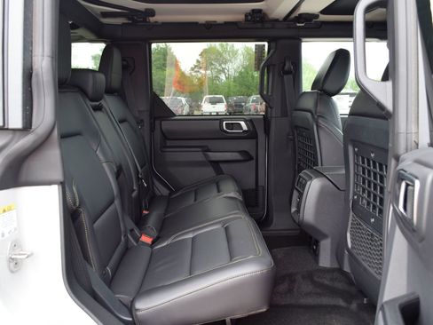 New 2026 Ford Bronco Badlands AWD/4WD image 22