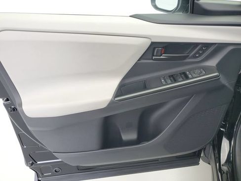 Used 2026 Toyota bZ FWD image 21