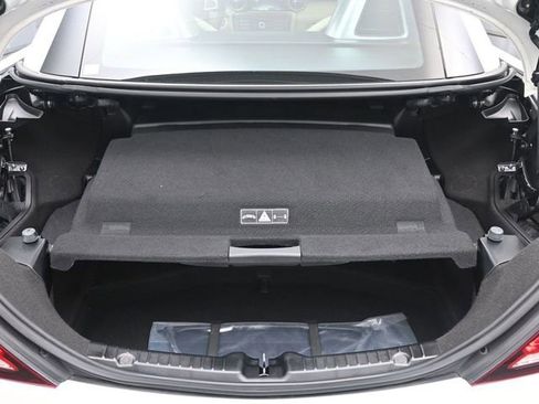 Used 2019 Mercedes-Benz SLC 300 image 18