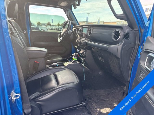 Used 2020 Jeep Gladiator Overland AWD/4WD image 13