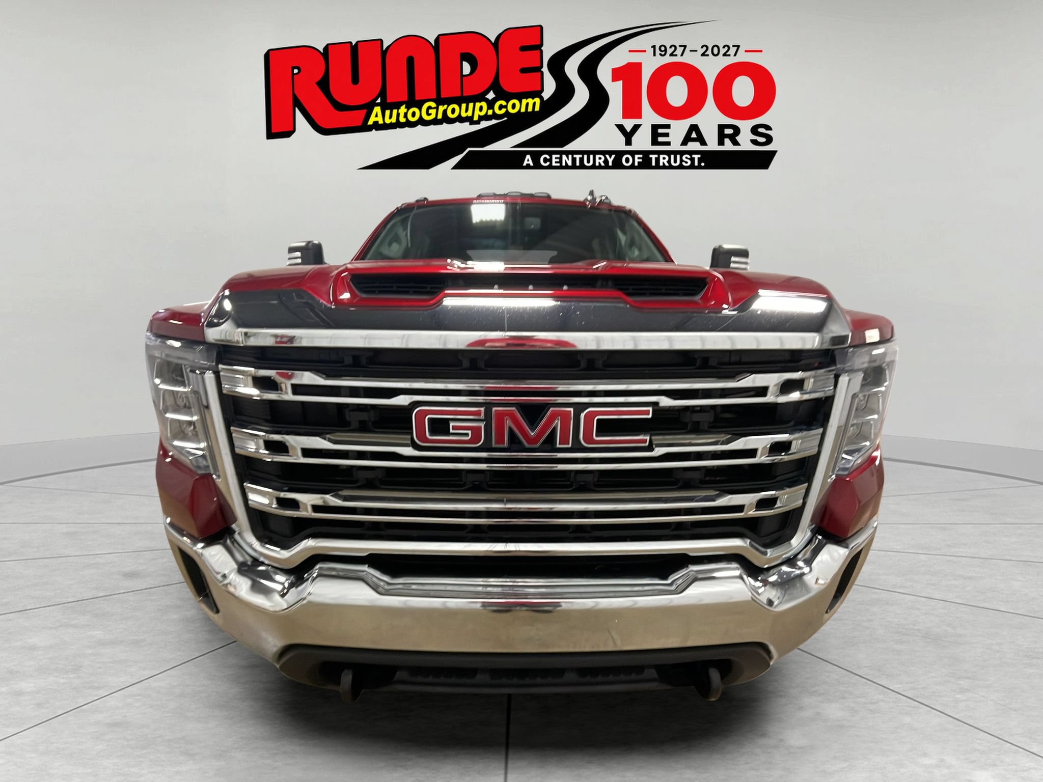 Used 2023 GMC Sierra 2500 SLE w/ SLE Convenience Package AWD/4WD image 3