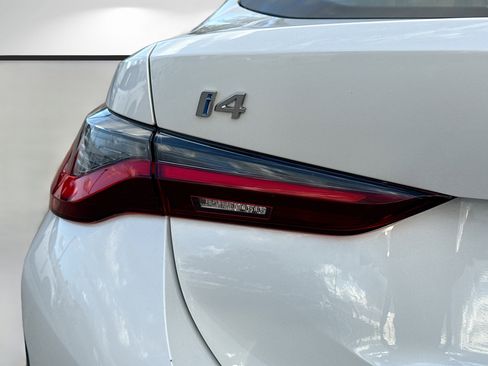 Used 2023 BMW i4 eDrive35 w/ Premium Package image 10