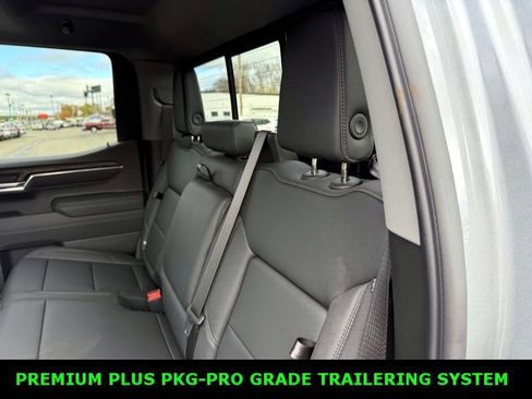 New 2026 GMC Sierra 1500 SLT w/ SLT Premium Plus Package image 8