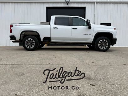 Used 2022 Chevrolet Silverado 2500 Custom w/ Custom Value Package