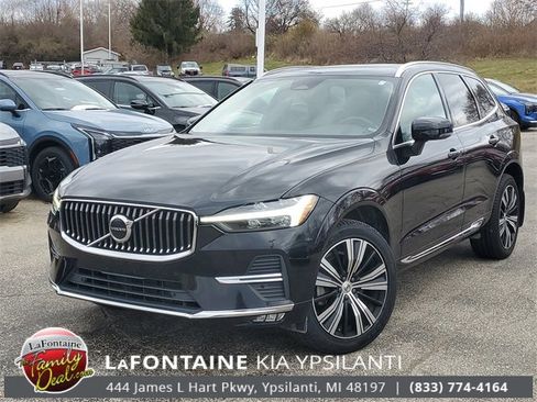 Used 2022 Volvo XC60 B6 Inscription w/ Protection Package Premier image 35