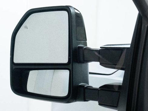 Used 2019 Ford F250 Lariat image 12