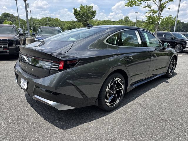 New 2026 Hyundai Sonata SEL FWD image 8
