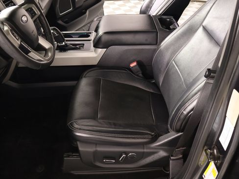Used 2016 Ford F150 Lariat w/ Equipment Group 502A Luxury AWD/4WD image 13
