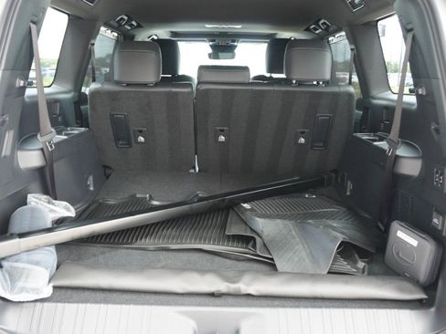 Used 2024 Lexus GX 550 AWD/4WD image 39