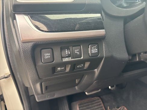 Used 2017 Subaru Forester 2.0XT Touring image 16