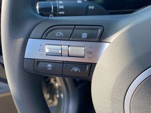 New 2026 Hyundai Tucson SE image 19