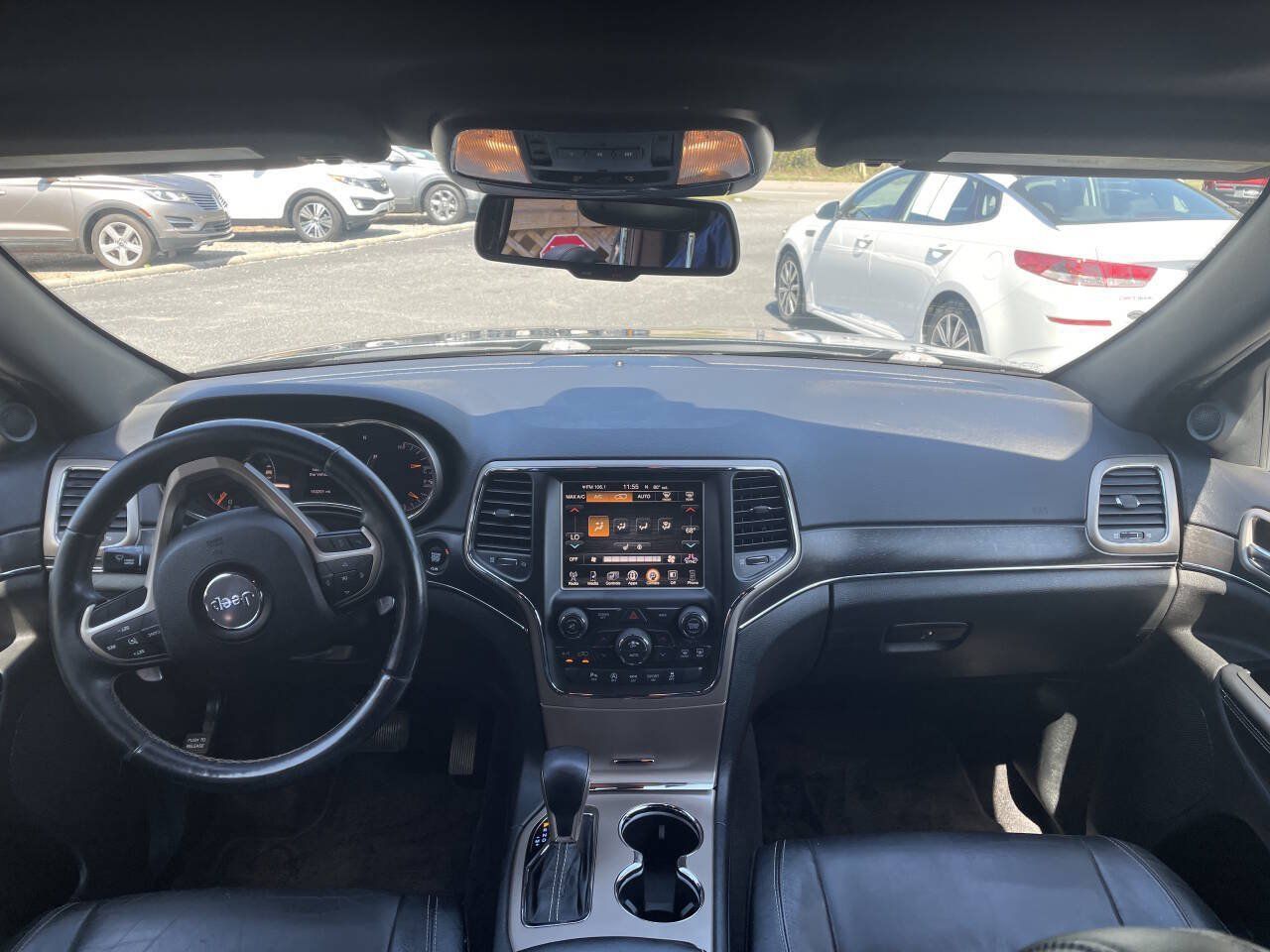 Used 2016 Jeep Grand Cherokee Limited RWD image 12