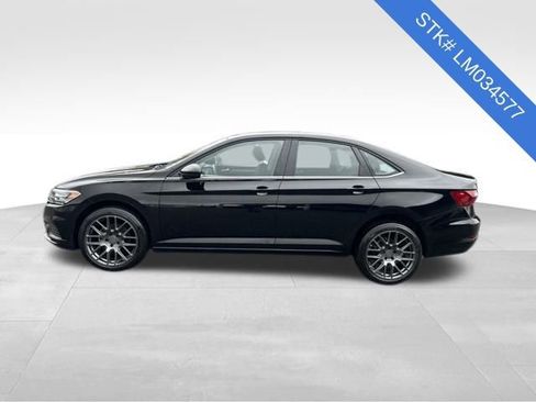 Used 2020 Volkswagen Jetta R-Line image 4