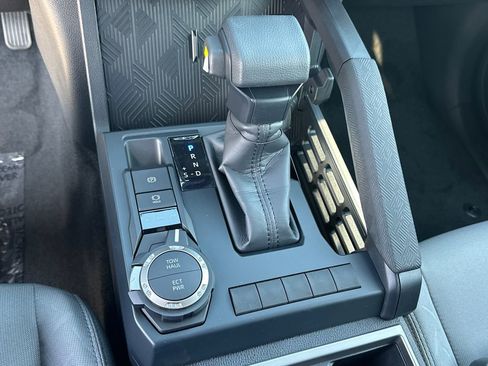 New 2025 Toyota Tacoma SR5 image 22