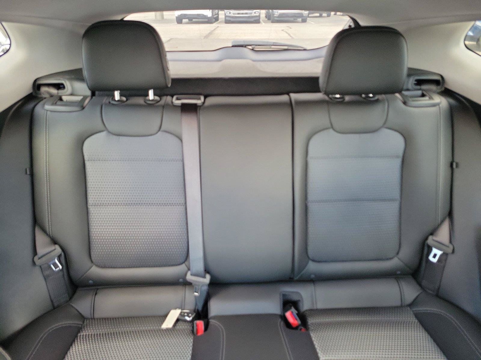 Used 2026 Chevrolet Trax LT FWD image 13