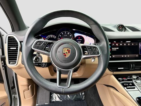 Certified 2023 Porsche Cayenne Platinum Edition AWD/4WD image 12