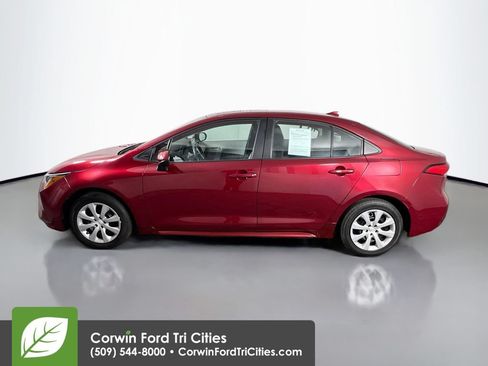 Used 2022 Toyota Corolla LE FWD image 6