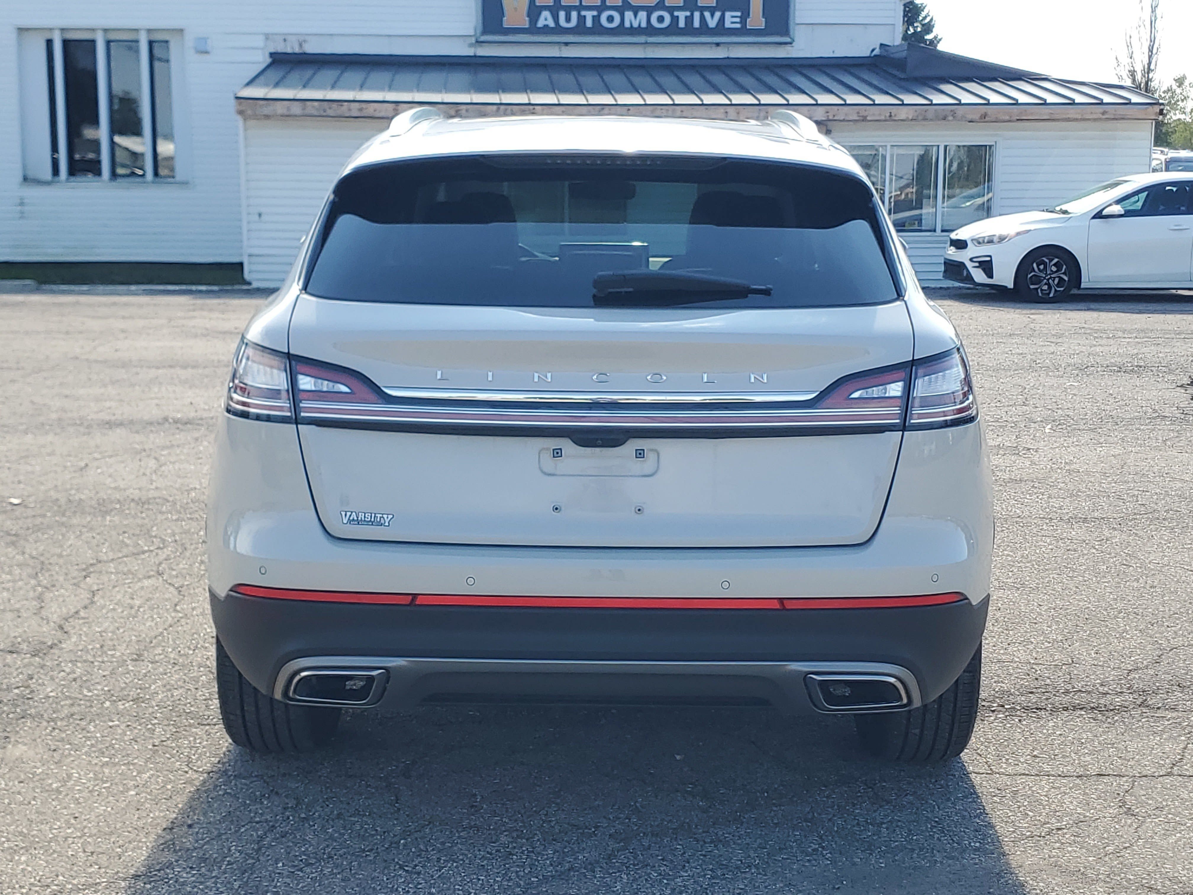 Certified 2023 Lincoln Nautilus Reserve AWD/4WD image 5
