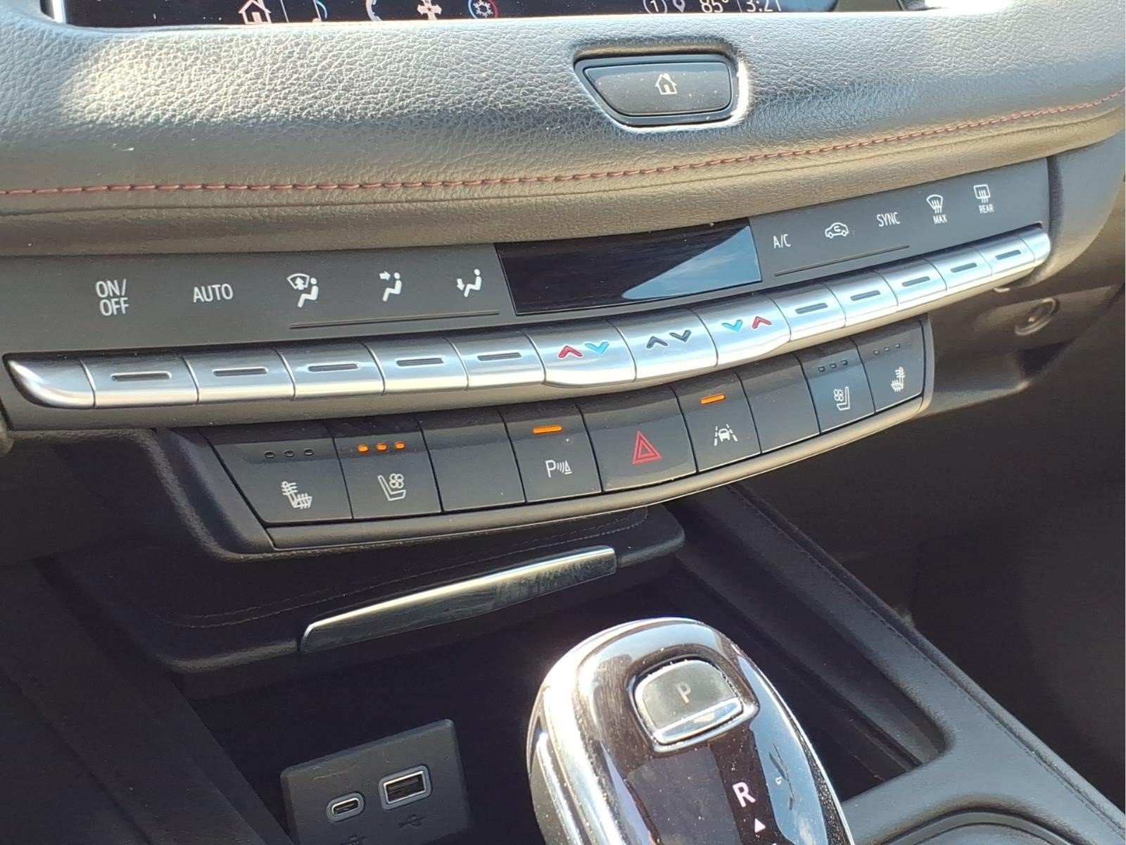 Used 2023 Cadillac XT4 Sport AWD/4WD image 24