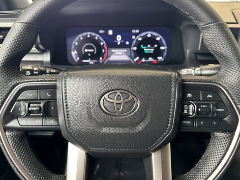 Used 2025 Toyota Tacoma TRD Sport image 22