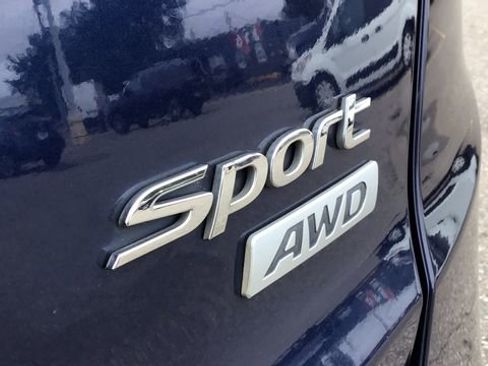 Used 2017 Hyundai Santa Fe Sport image 9