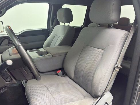 Used 2014 Ford F150 XLT w/ XLT Chrome Package image 21