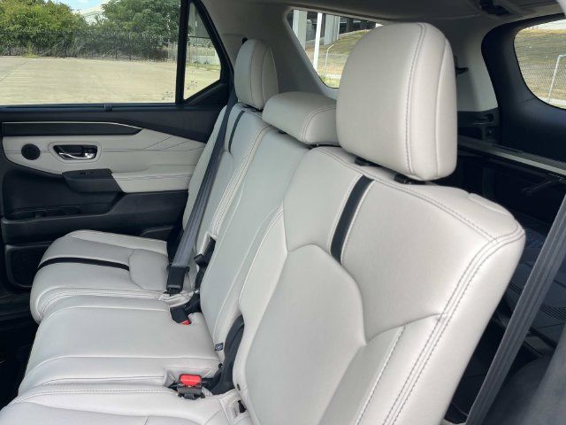 New 2026 Honda Pilot Touring image 18