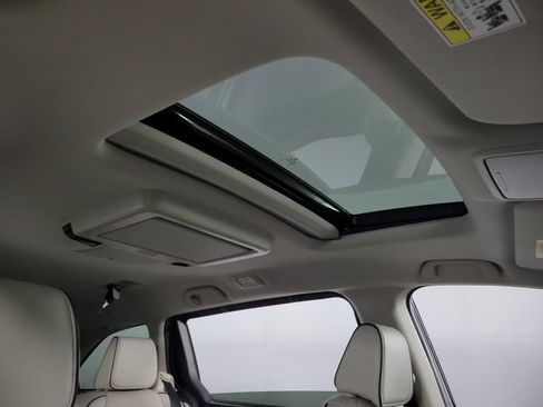 Used 2025 Honda Odyssey Touring image 17