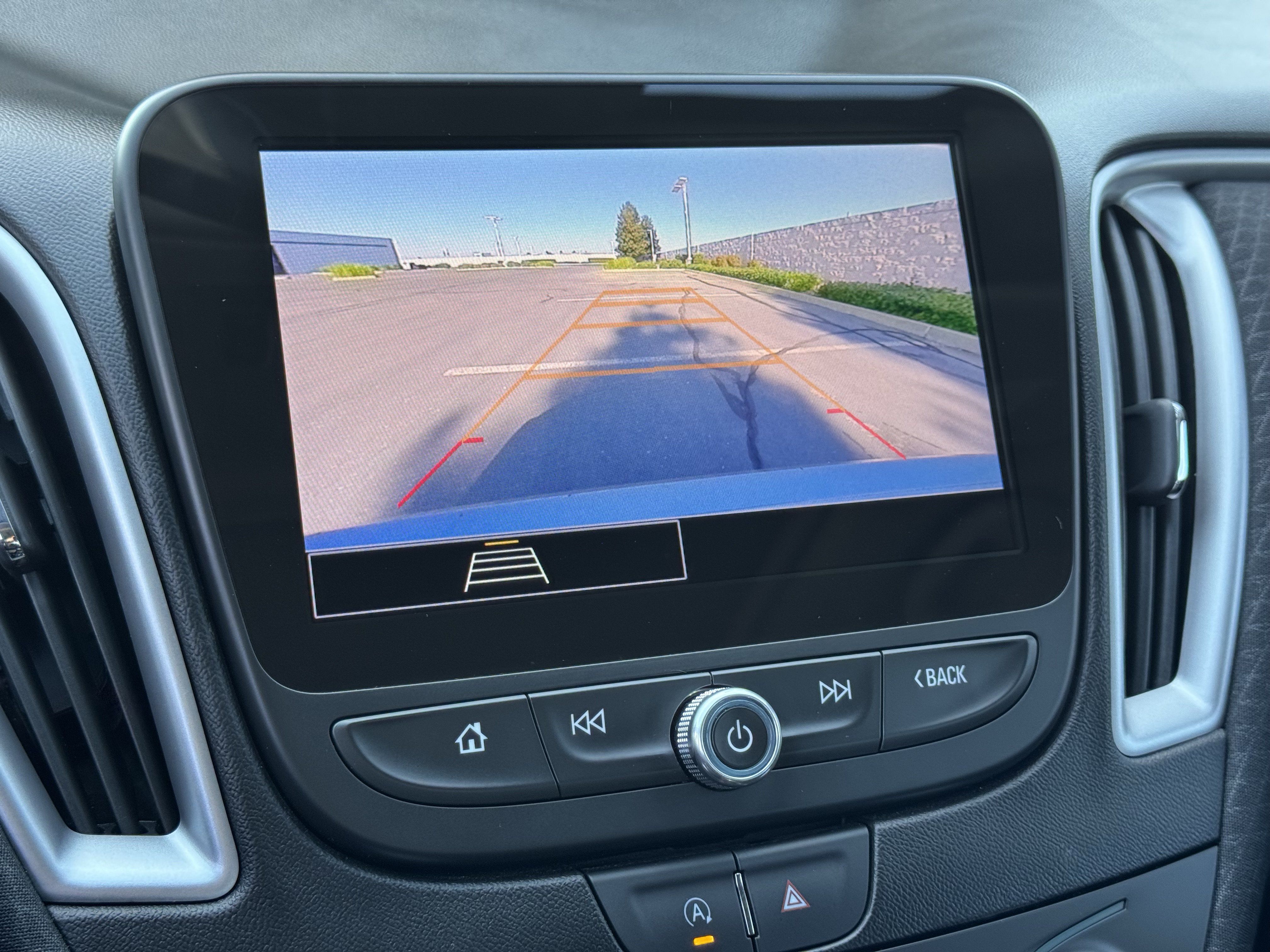 Certified 2024 Chevrolet Malibu LT FWD image 9