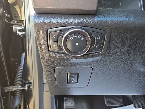 Used 2017 Ford F150 XLT w/ Equipment Group 302A Luxury image 11