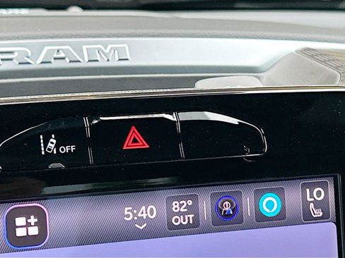New 2026 RAM 1500 Big Horn AWD/4WD image 31