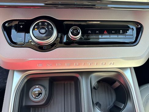 New 2026 Ford Expedition Max Active image 33