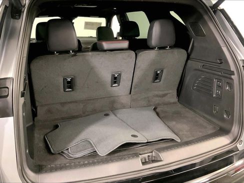 Used 2024 Chevrolet Traverse RS w/ LPO, Floor Liner Package AWD/4WD image 4