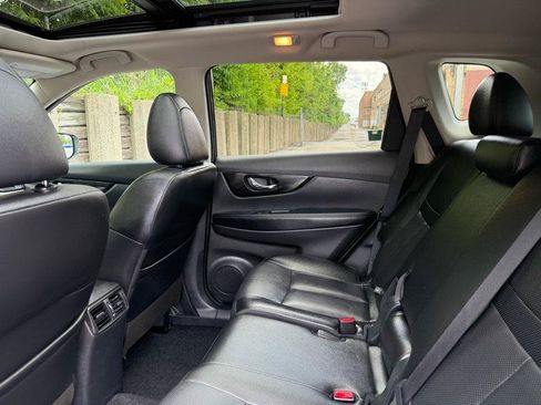 Used 2019 Nissan Rogue SL w/ Premium Package AWD/4WD image 25