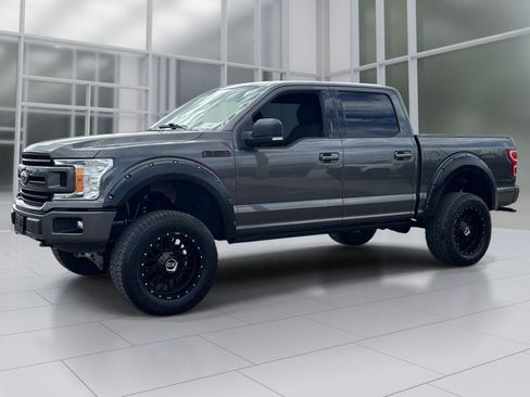 Used 2018 Ford F150 XLT w/ Equipment Group 302A Luxury AWD/4WD image 2