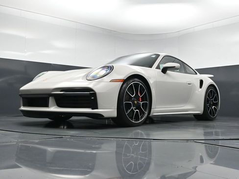 Certified 2024 Porsche 911 Turbo AWD/4WD image 20