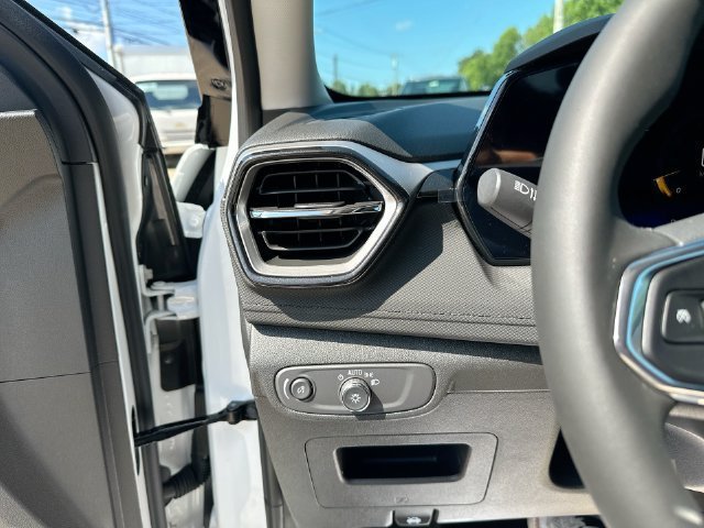 New 2026 Chevrolet TrailBlazer LT w/ Midnight Edition FWD image 20