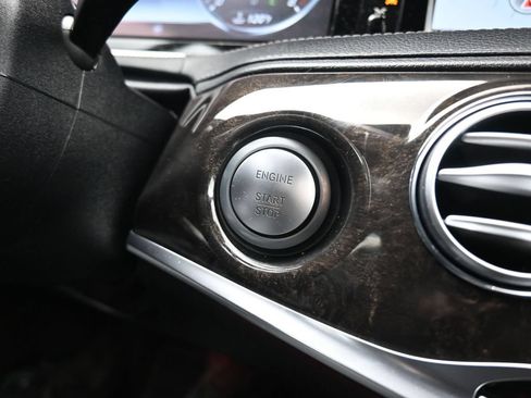 Used 2016 Mercedes-Benz S 550 4MATIC Sedan image 28