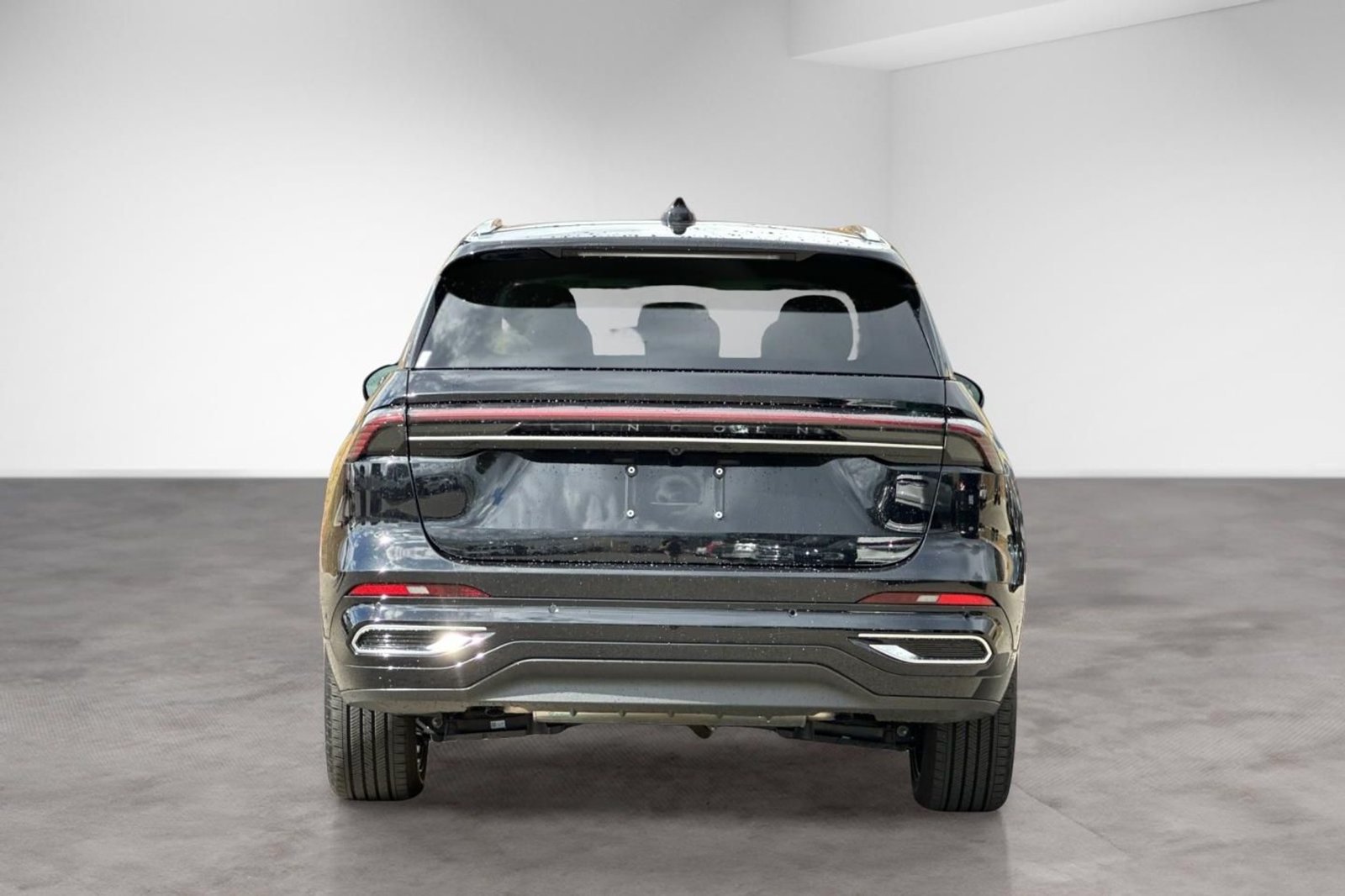Used 2024 Lincoln Nautilus Black Label AWD/4WD image 4