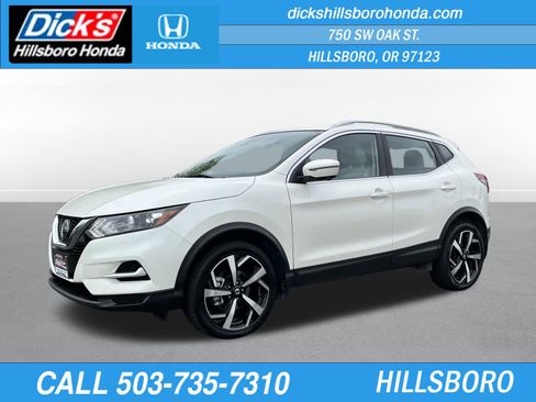 Used 2022 Nissan Rogue Sport SL AWD/4WD image 1