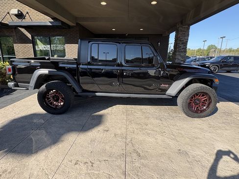 Used 2020 Jeep Gladiator Rubicon image 5