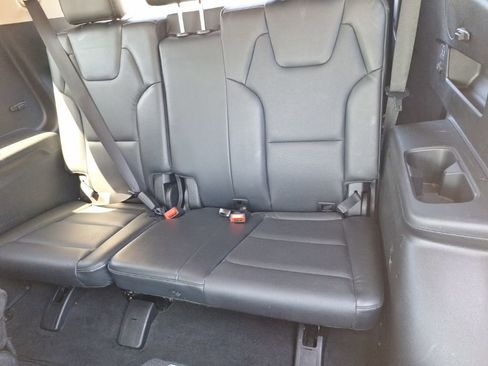 Used 2025 Kia Telluride S FWD image 21