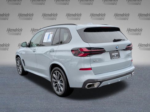 Used 2025 BMW X5 xDrive40i image 9