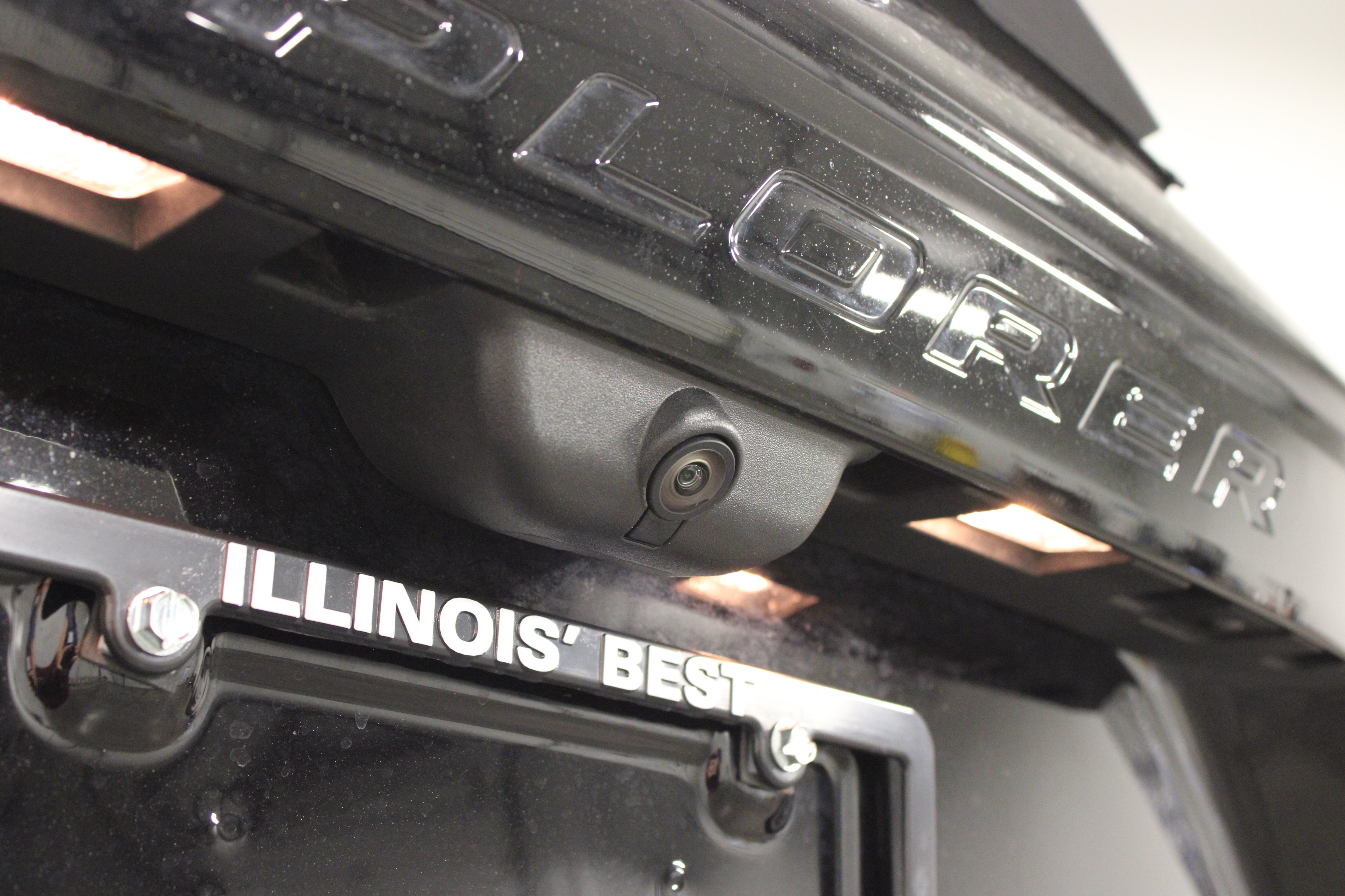 Used 2024 Ford Explorer ST-Line w/ Class IV Trailer Tow Package AWD/4WD image 14