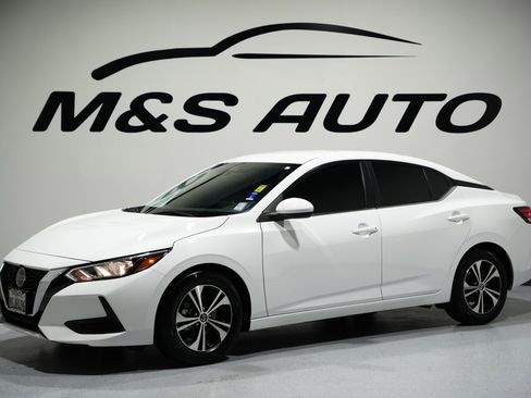Used 2023 Nissan Sentra SV image 4